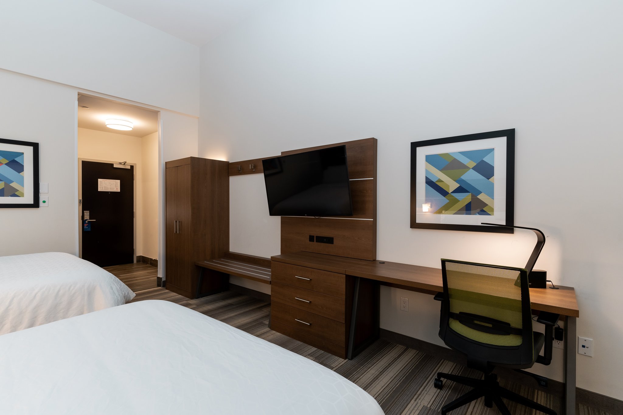 Holiday Inn Express & Suites EDMONTON SW  - Tap to explore photos