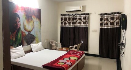 Hotel Sai Palace Room Type - SEMI SUPER DELUXE ROOM