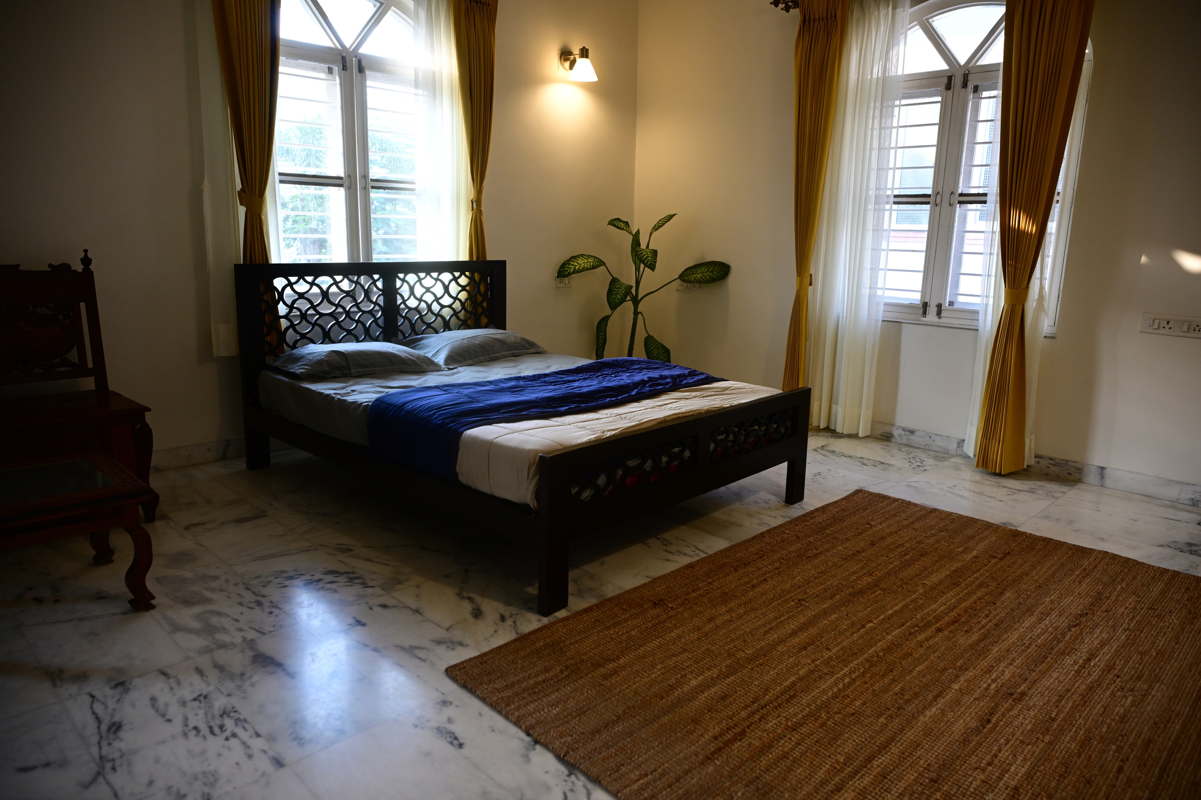 Super Deluxe Suite in Champa Villa, Gandhinagar - Tap to explore photos