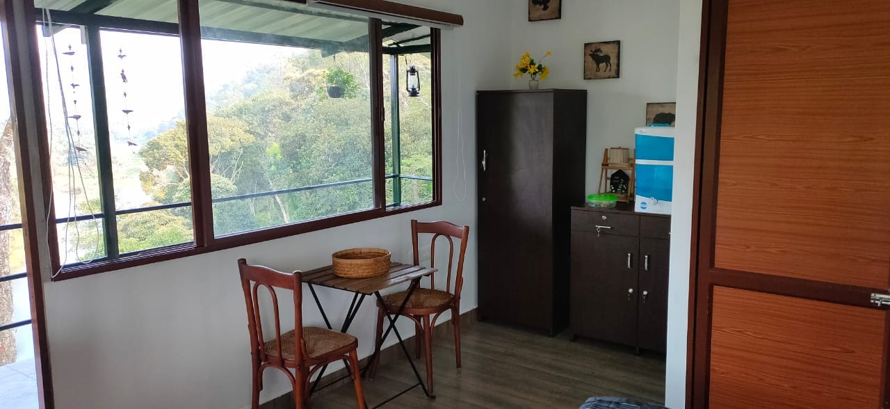 Aiden's Abode - Tap to explore photos