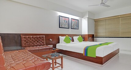 Treebo Cherry Tree Room Type - Deluxe Family Room