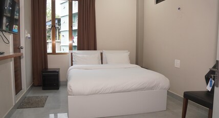 HOTEL JAY JAY Room Type - Standard Double Room