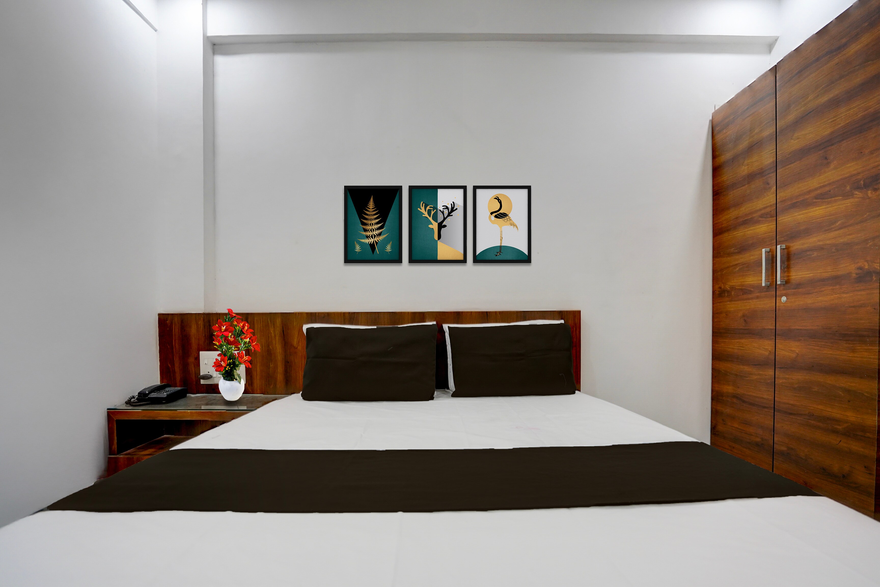 Collection O Warje Pune Formerly Choice Guest house - Tap to explore photos