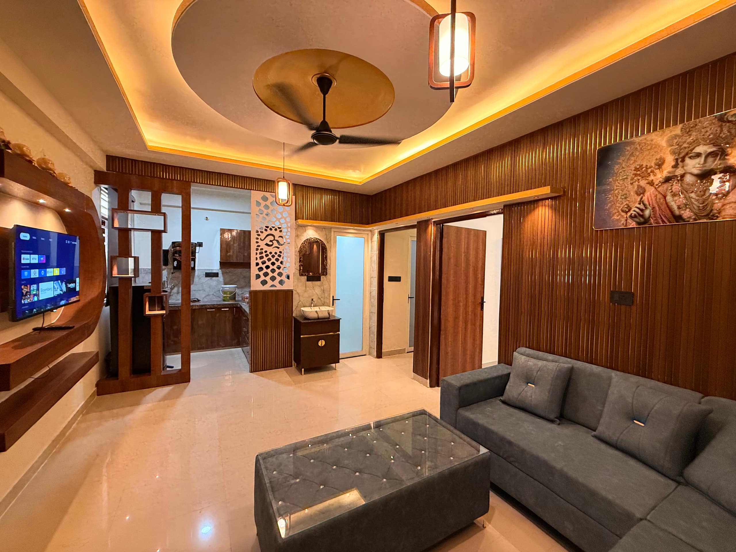 Premium 2BHK Private Balcony Near Regency - Tap to explore photos