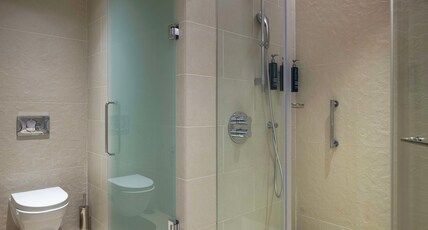 Hilton Batumi Room Type - TWIN EXECUTIVE W BALCONY