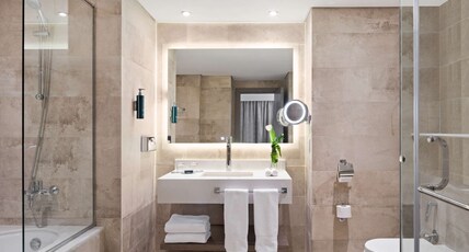 Hilton Pyramids Golf Room Type - KING PREMIER SUITE