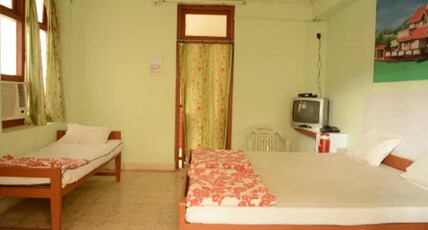 Hotel Satkar Room Type - 3 Bedded Family AC Room