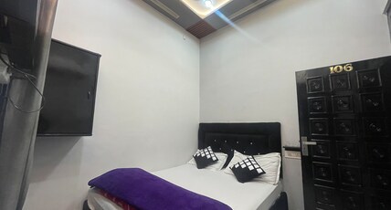 Hotel Gumber Room Type - A.C. ROOM