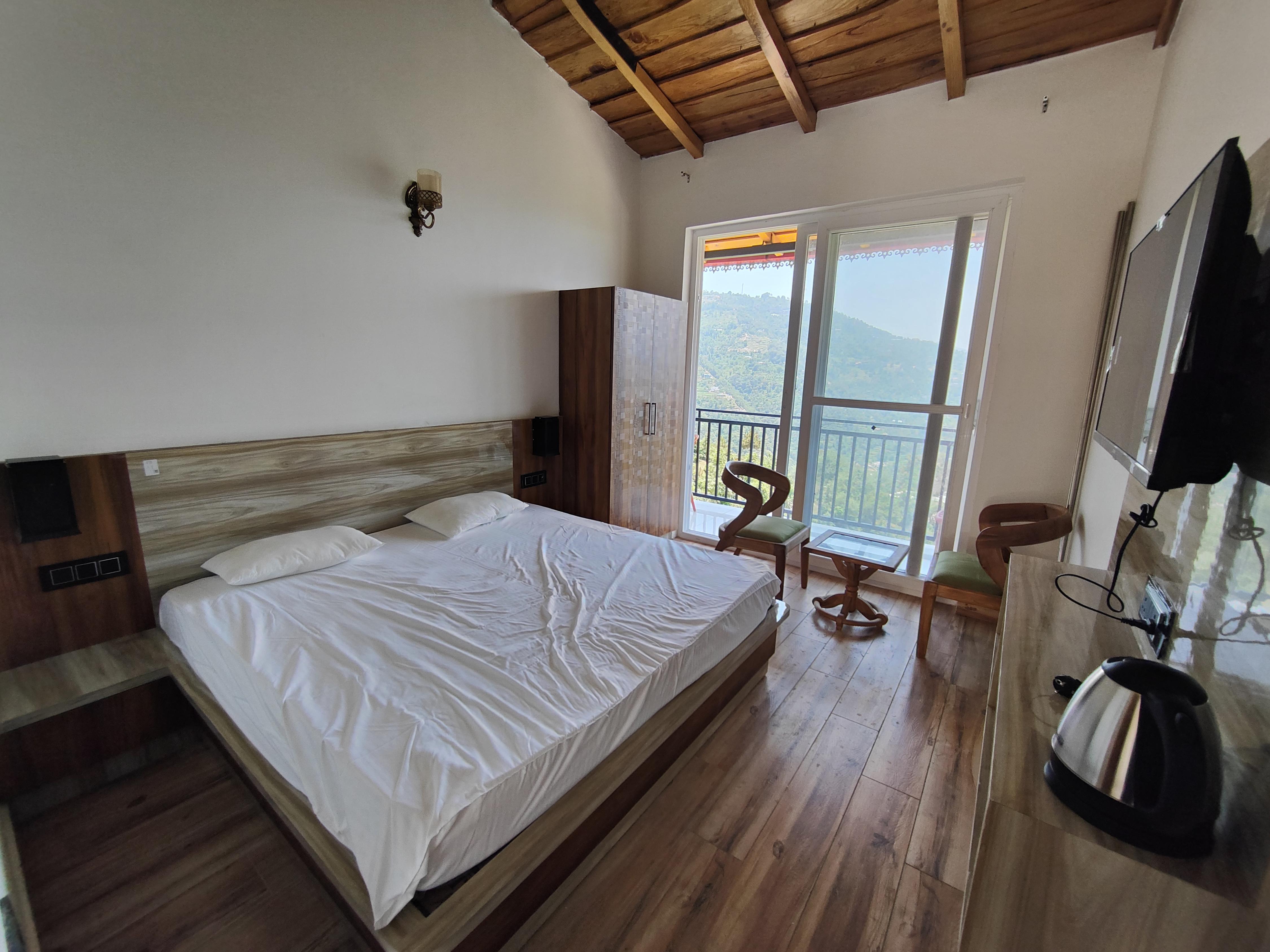 Rainbow Homestay - Tap to explore photos