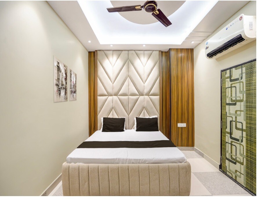 Anand Mangalam Hotel - Tap to explore photos