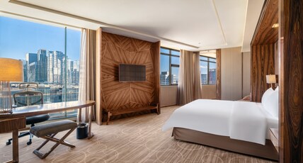 Crowne Plaza KUNMING CITY CENTRE  Room Type - 1 Bedroom Suite High Floor