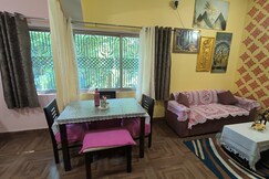 BHAKTI SUITE HOMESTAY