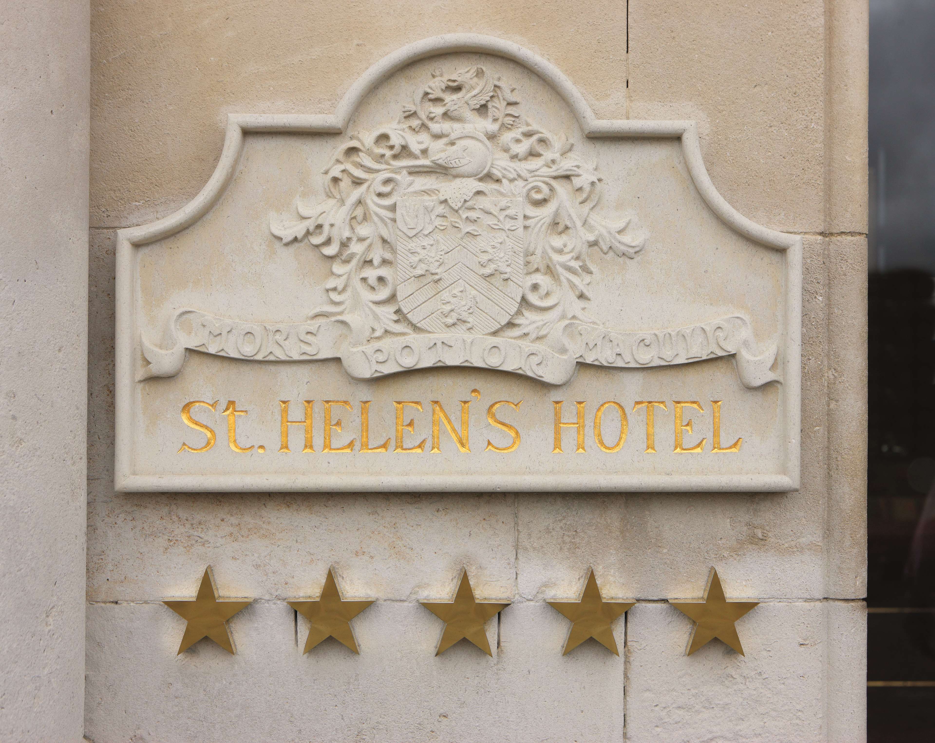 Radisson Blu St. Helens Hotel, Dublin - Tap to explore photos