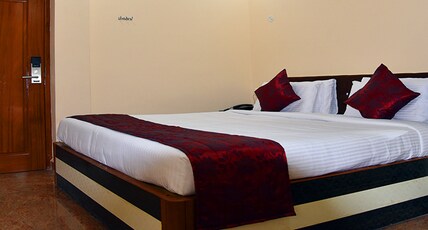 SSB RESIDENCY Room Type - Deluxe Double Room