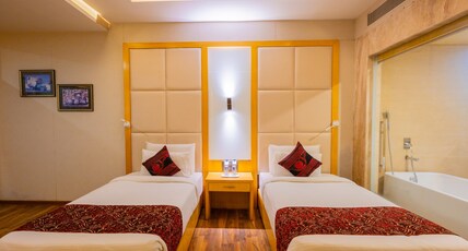 Hotel Babylon International Room Type - DELUXE ROOM