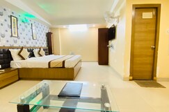 Hotel Rupam Tower