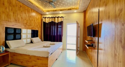 Shining Star Resort Room Type - Deluxe Room