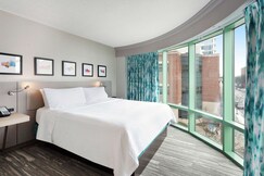 Hilton Garden Inn Chicago North Shore/Evanston