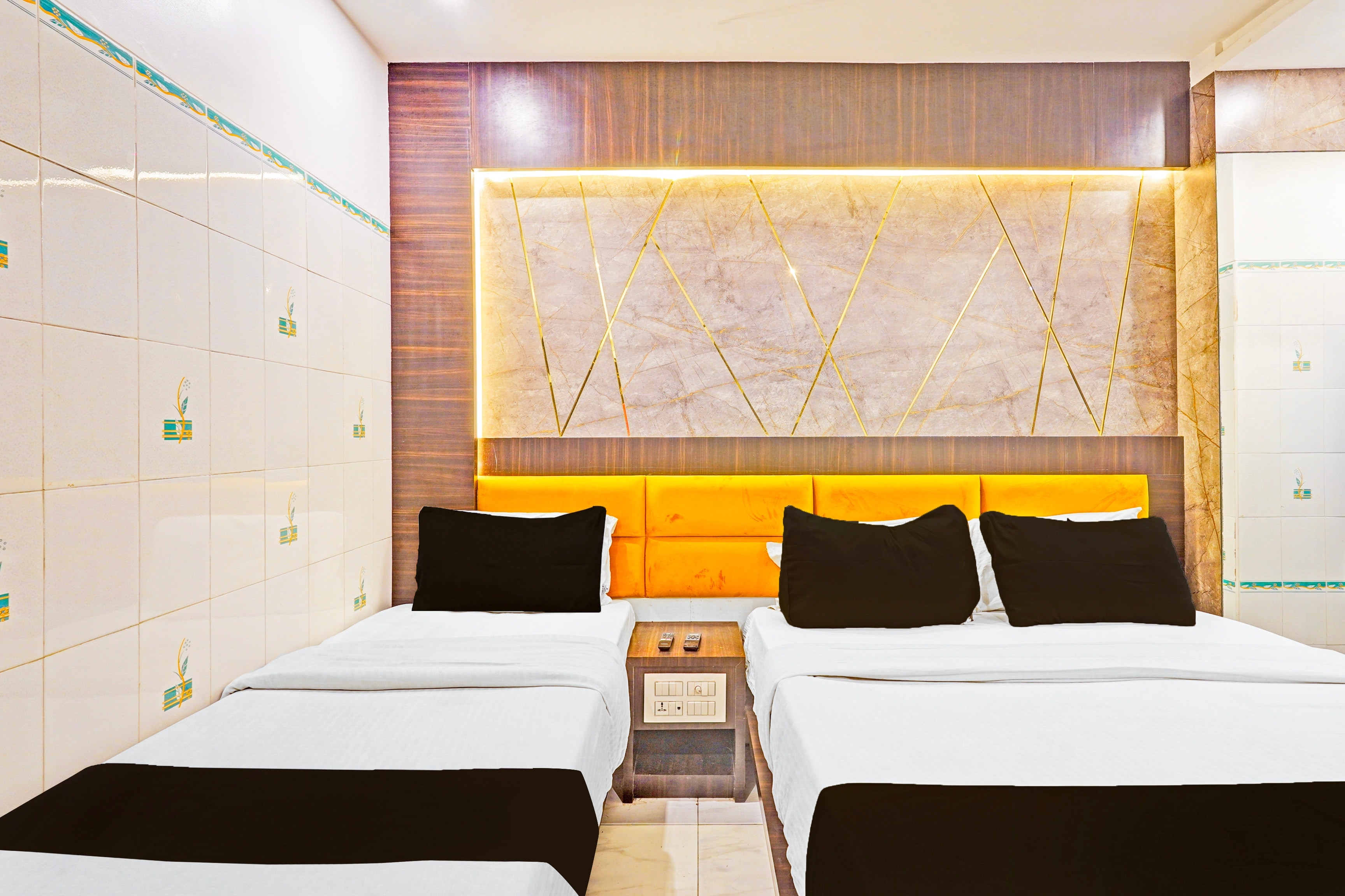 Flagship Hotel Admire Suit - Tap to explore photos