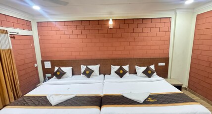 Hotel Parijatha Inn Room Type - 4 OCCUPANCY AC