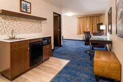 Best Western Plus Portland Airport Hotel & Suites