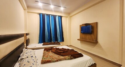 Hotel Star International Room Type - Deluxe Double Room