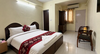 Hotel Gangotri Room Type - AC Super Deluxe Room Hotel Gangotri Room Type - AC Super Deluxe Room