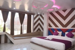 Rooms of Hotel Central Point