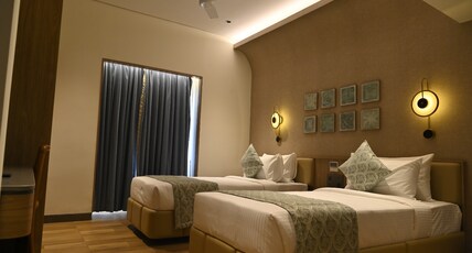 Hotel A1 Divya Inn Room Type - Standard Twin Room