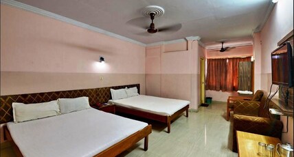 Hotel Yatrik Room Type - Triple Bed Ac Room