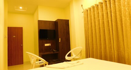 ELITE MANDARMONI Room Type - AC Deluxe Room