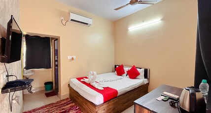 Sakuntala Village Resort Room Type - DELUXE