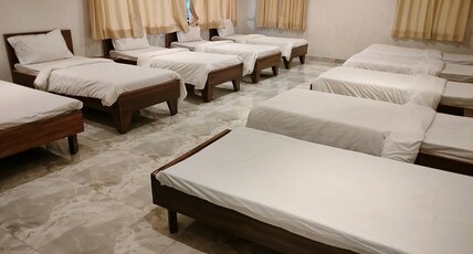 Golden Resort Room Type - DORMITORY for 10 Pax