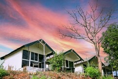 Premium Chillout Cottages, Pawana Lake