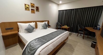 Mastiff Hotel Crystara, Jalgaon Room Type - Executive Room