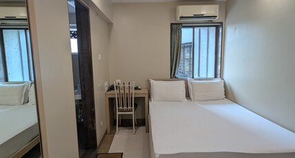 HOTEL BOMBAY INTERNATIONAL Room Type - Standard Room