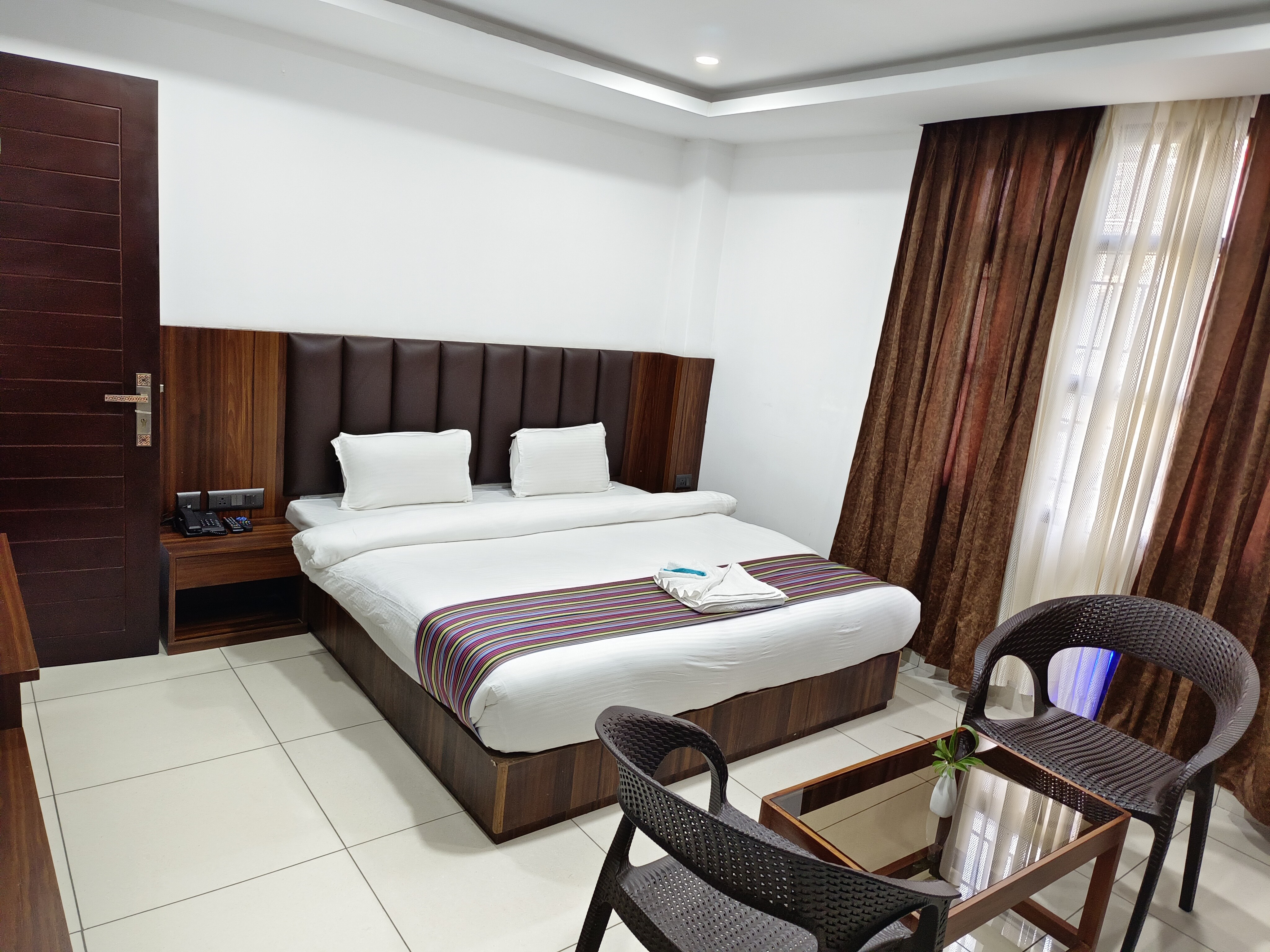 Bliss Makhim Residency - Tap to explore photos