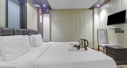 Hotel O Bhavya Residency Room Type - Classic
