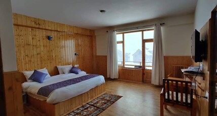 Hotel Adventure Valley Room Type - Super Deluxe Room With Private Balcony Valley View Hotel Adventure Valley Room Type - Super Deluxe Room With Private Balcony Valley View