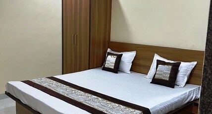 Shreyas Palace Room Type - Standard room non AC