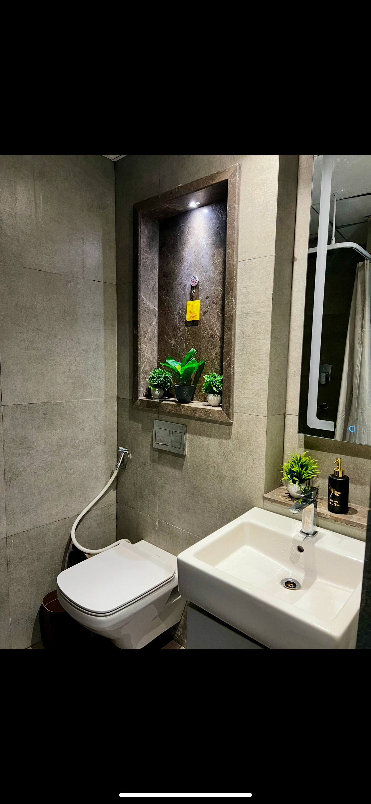 VistaStay by Luxury Heights   38th Floor - Tap to explore photos