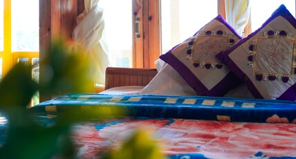 Himalayan HomeStay Room Type - Deluxe Room