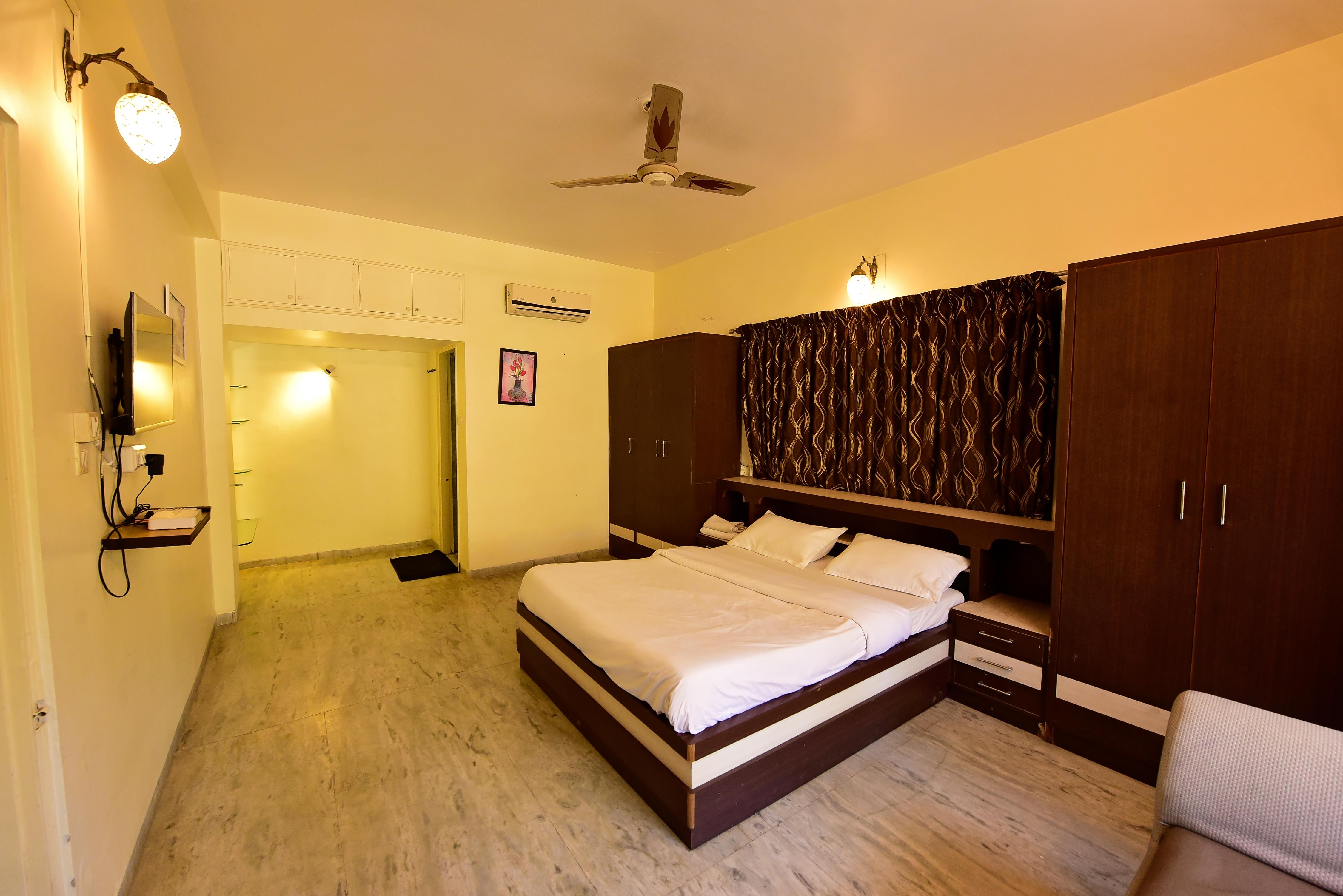 Green Munia Villa |Entire 6 BHK - Tap to explore photos