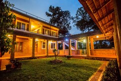 Wild Courtyard Resort Vythiri