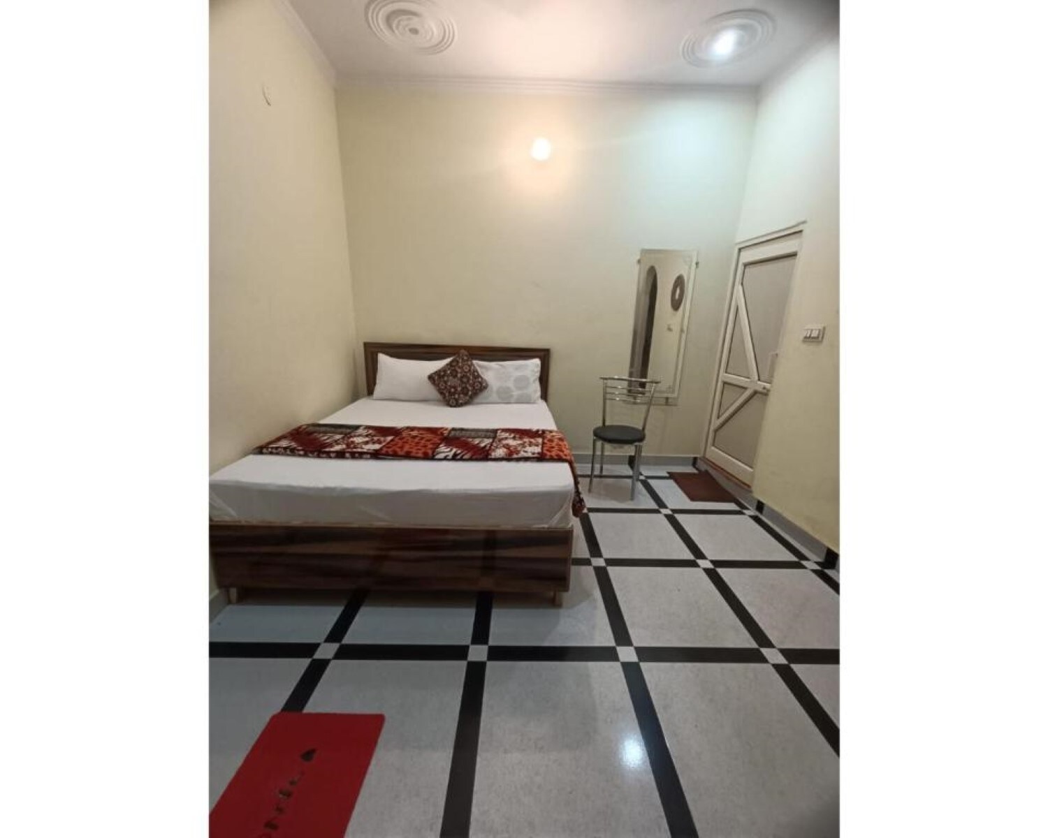 Hotel Chaaso By WB Inn - Tap to explore photos