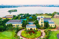 Fairway Golf and Lake Resort