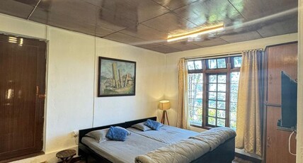 Bellevue Homestay Room Type - Standard Room (Twin Bed)