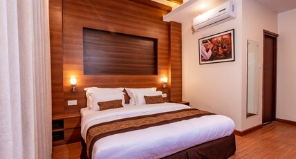Sunshine Boutique Hotel Room Type - Deluxe King Room