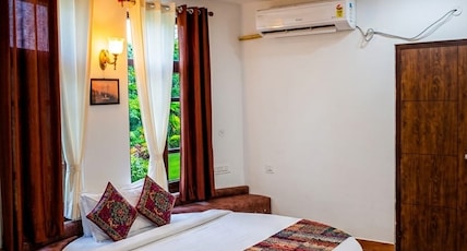 Shepherd Hills Resort Room Type - AC Deluxe Room Shepherd Hills Resort Room Type - AC Deluxe Room