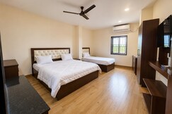 TSR GRAND HOTEL